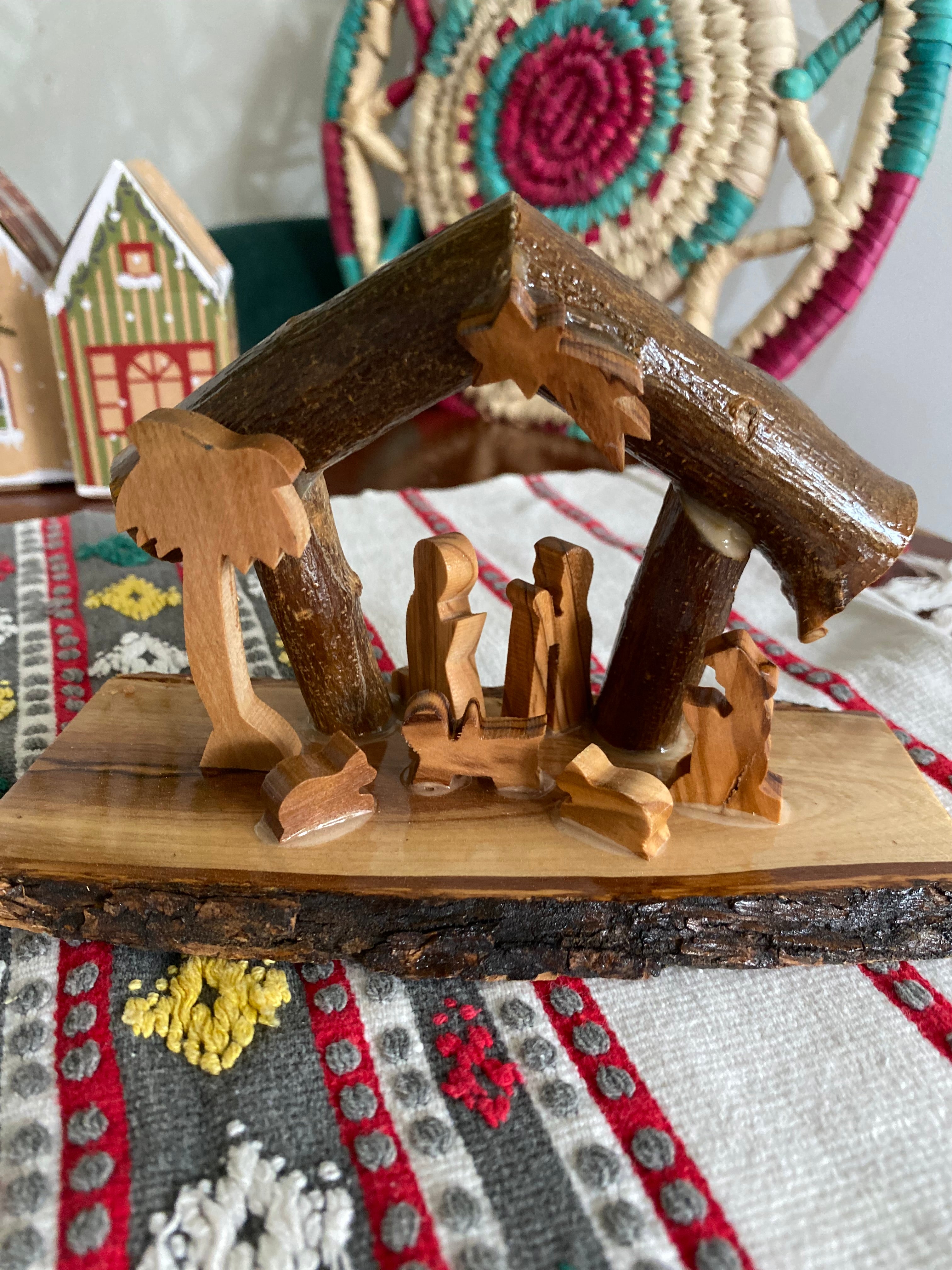 Crèches artisanales petit à moyen format