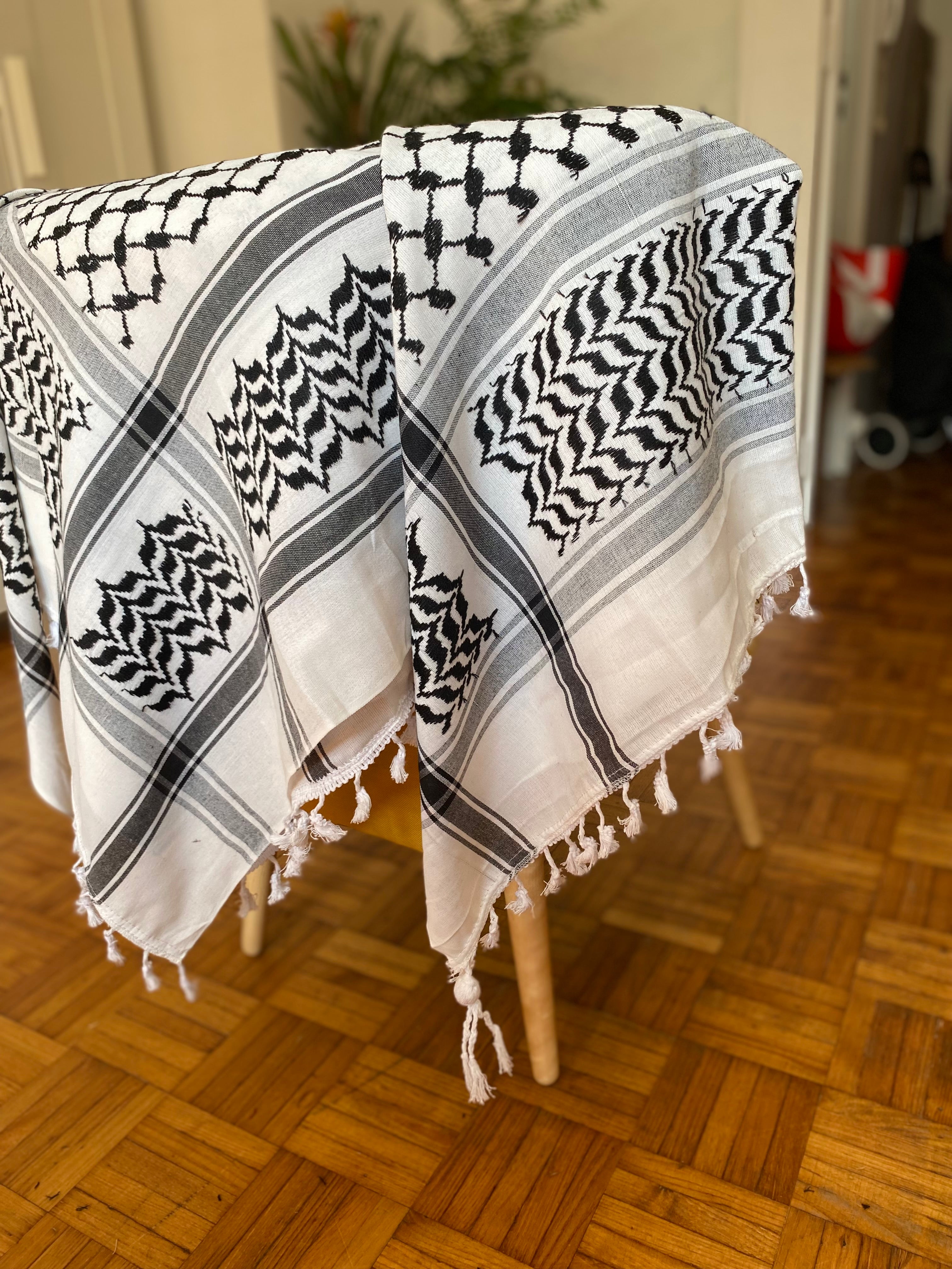 Kiffieh palestinien authentique blanc & noir classique