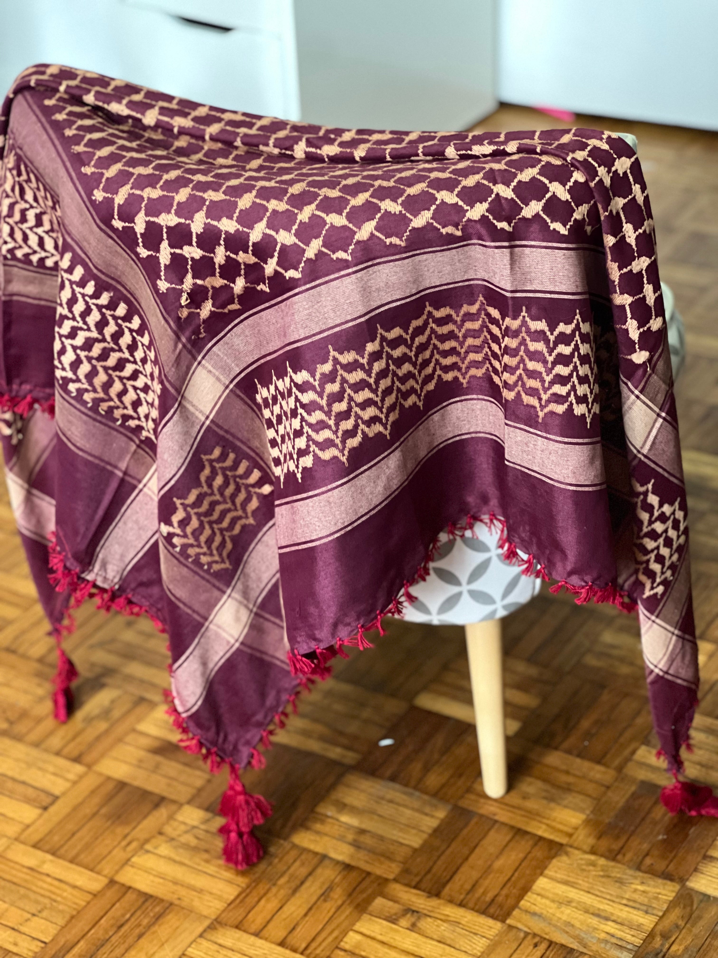 Kiffieh Palestinien bordeaux crème