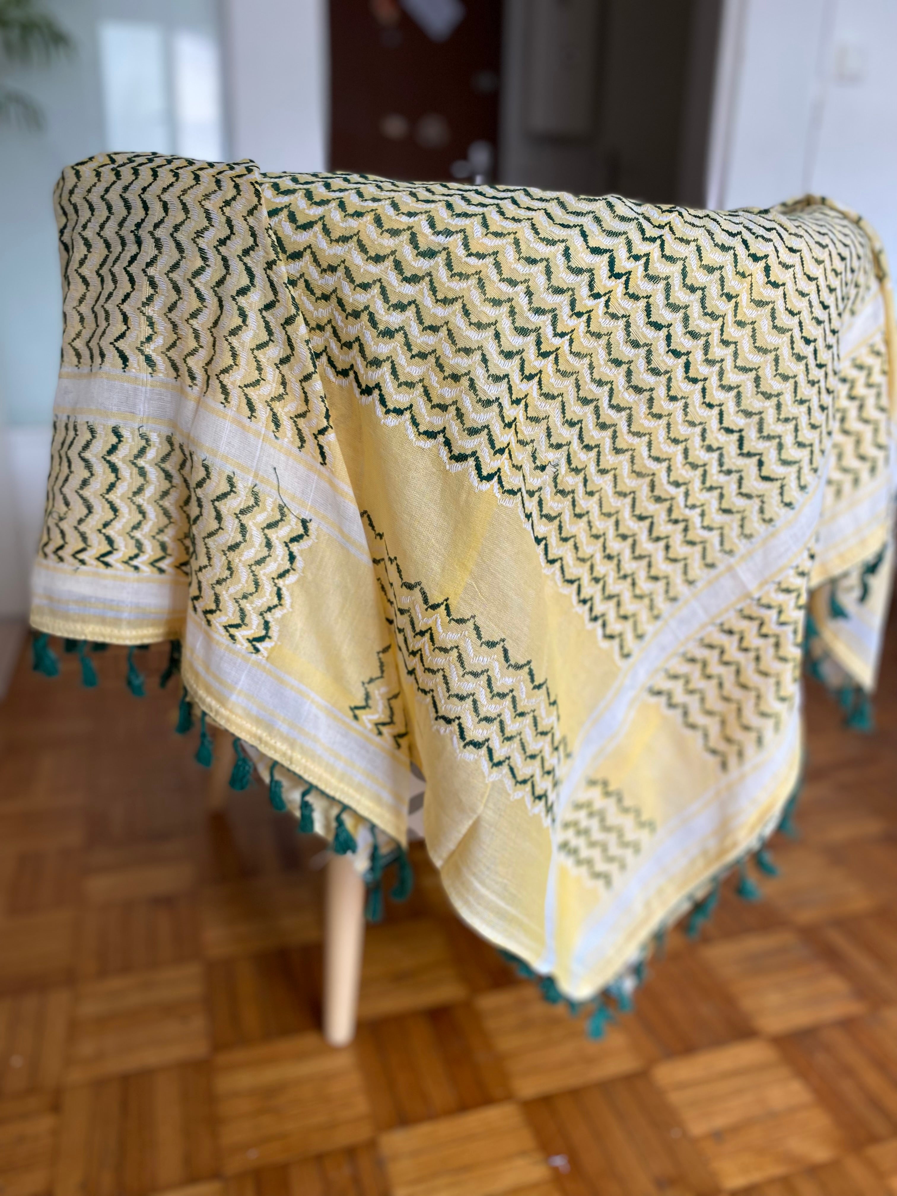 Kiffieh Palestinien authentique jaune avec pompons violets