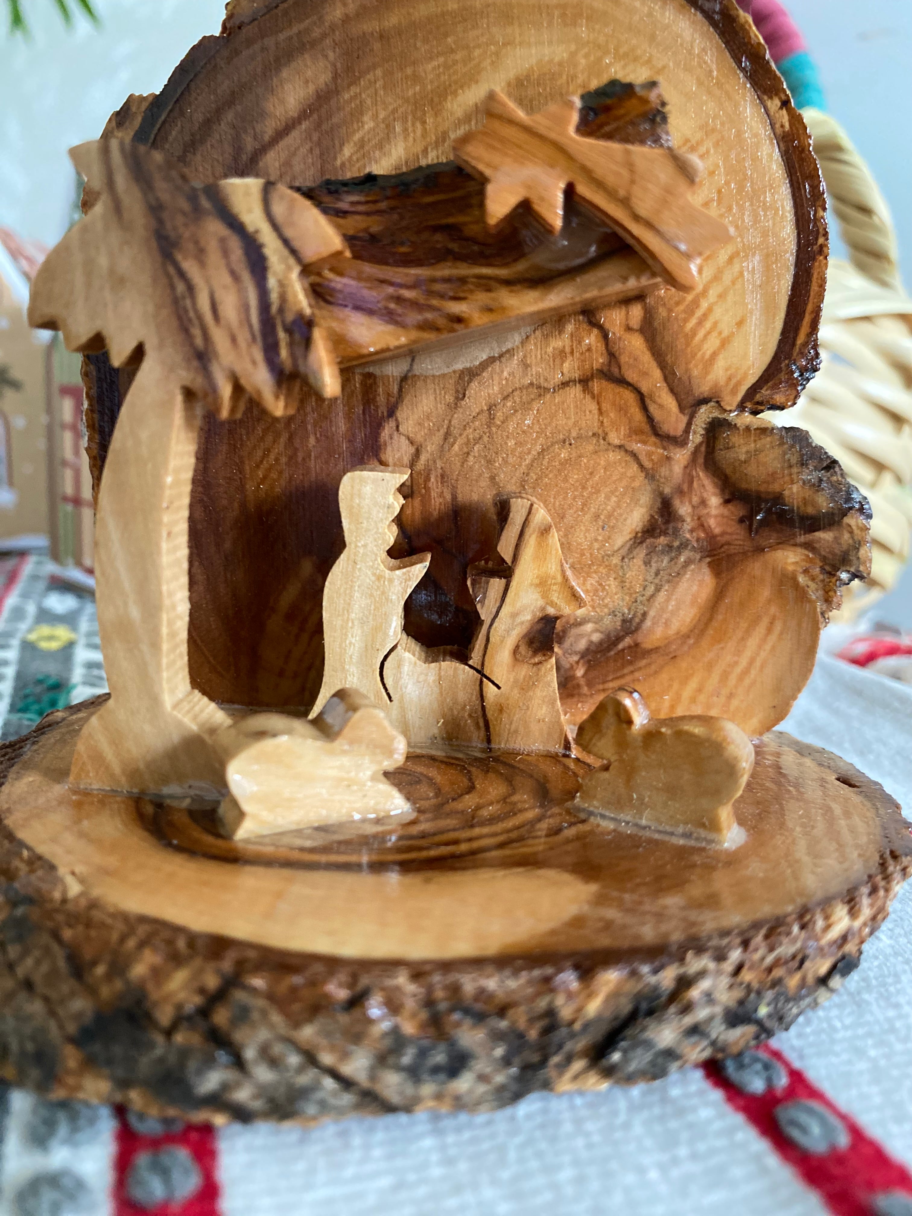 Crèches artisanales petit à moyen format