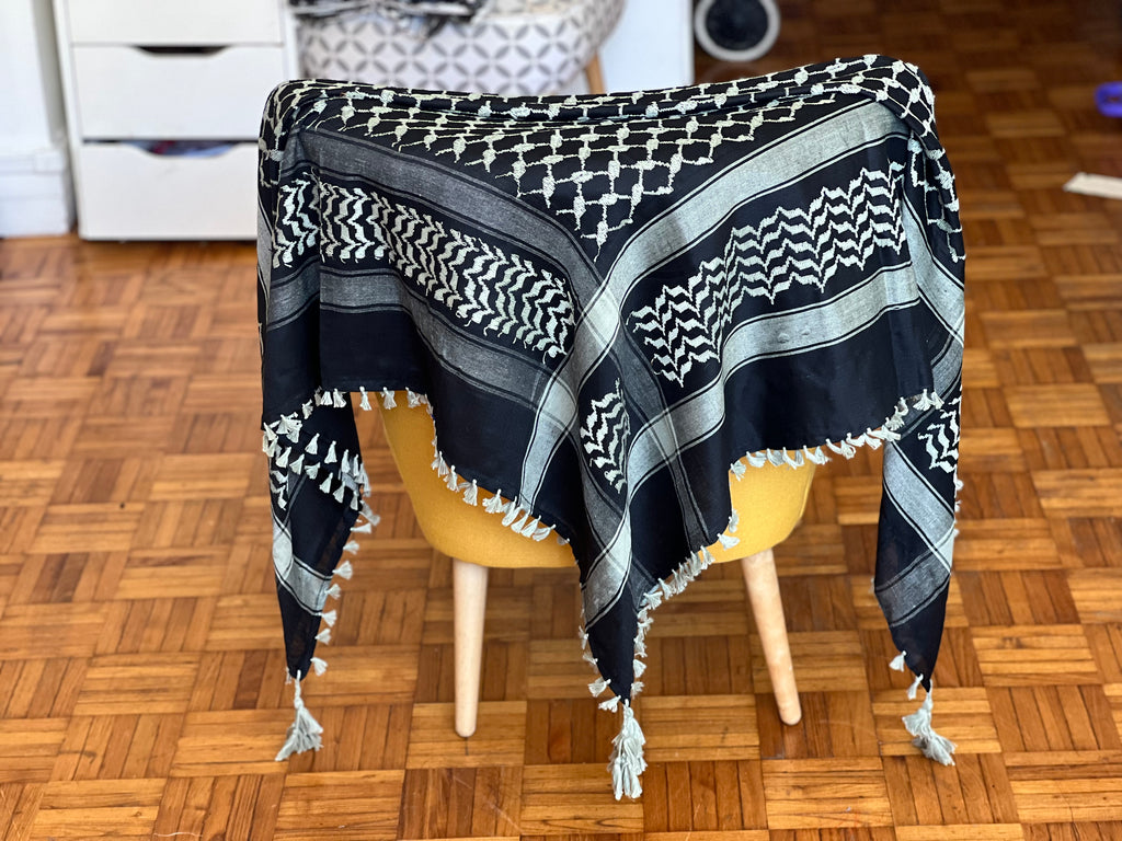 Keffieh palestinien stylé – noir/ crème