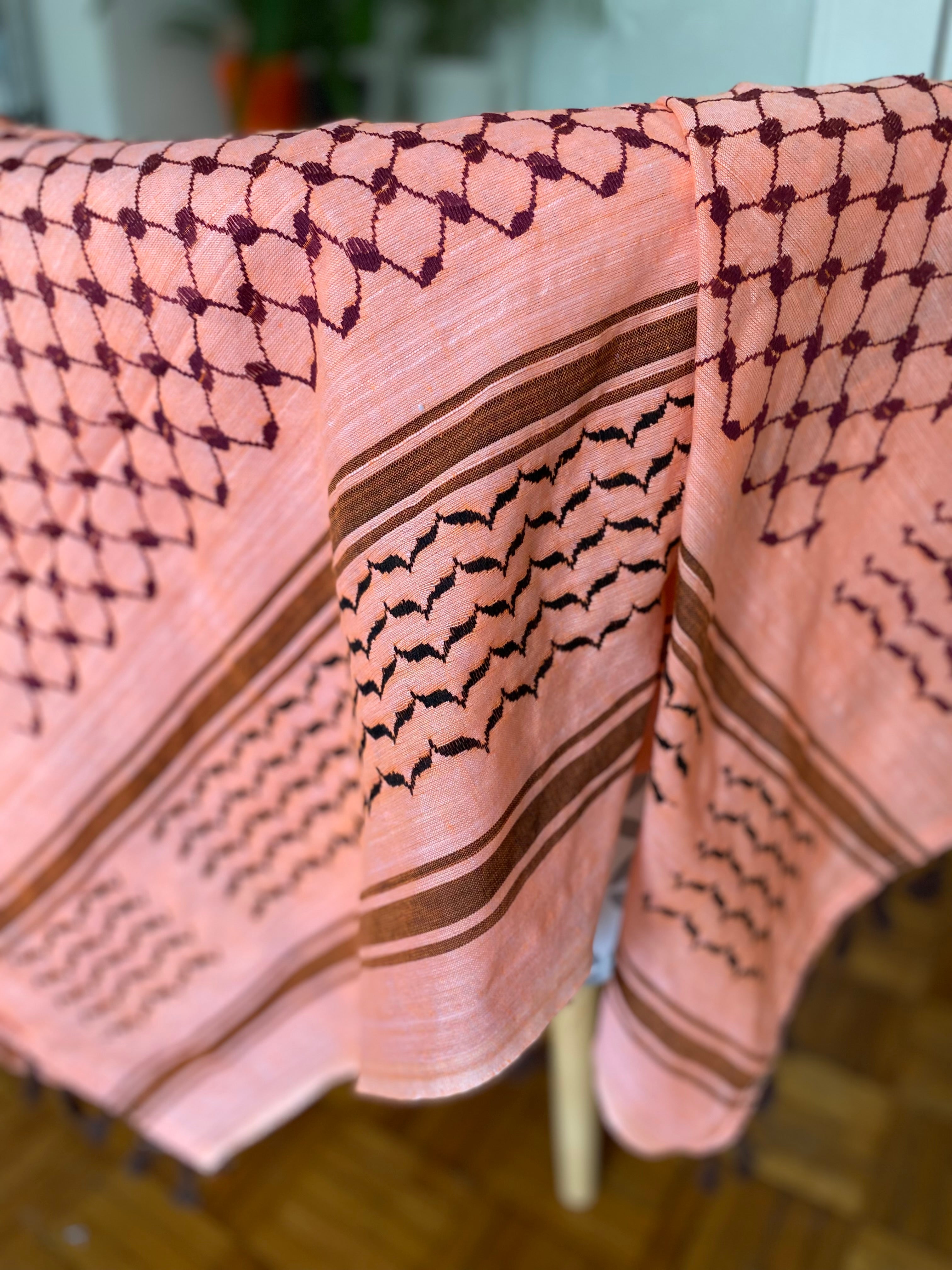 Kiffieh Palestinien authentique saumon