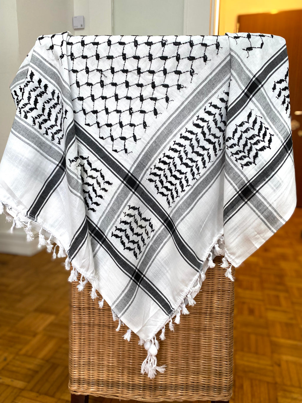 Kiffieh palestinien authentique blanc & noir classique