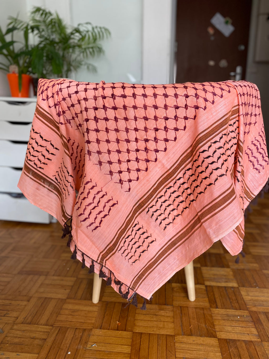 Kiffieh Palestinien authentique saumon