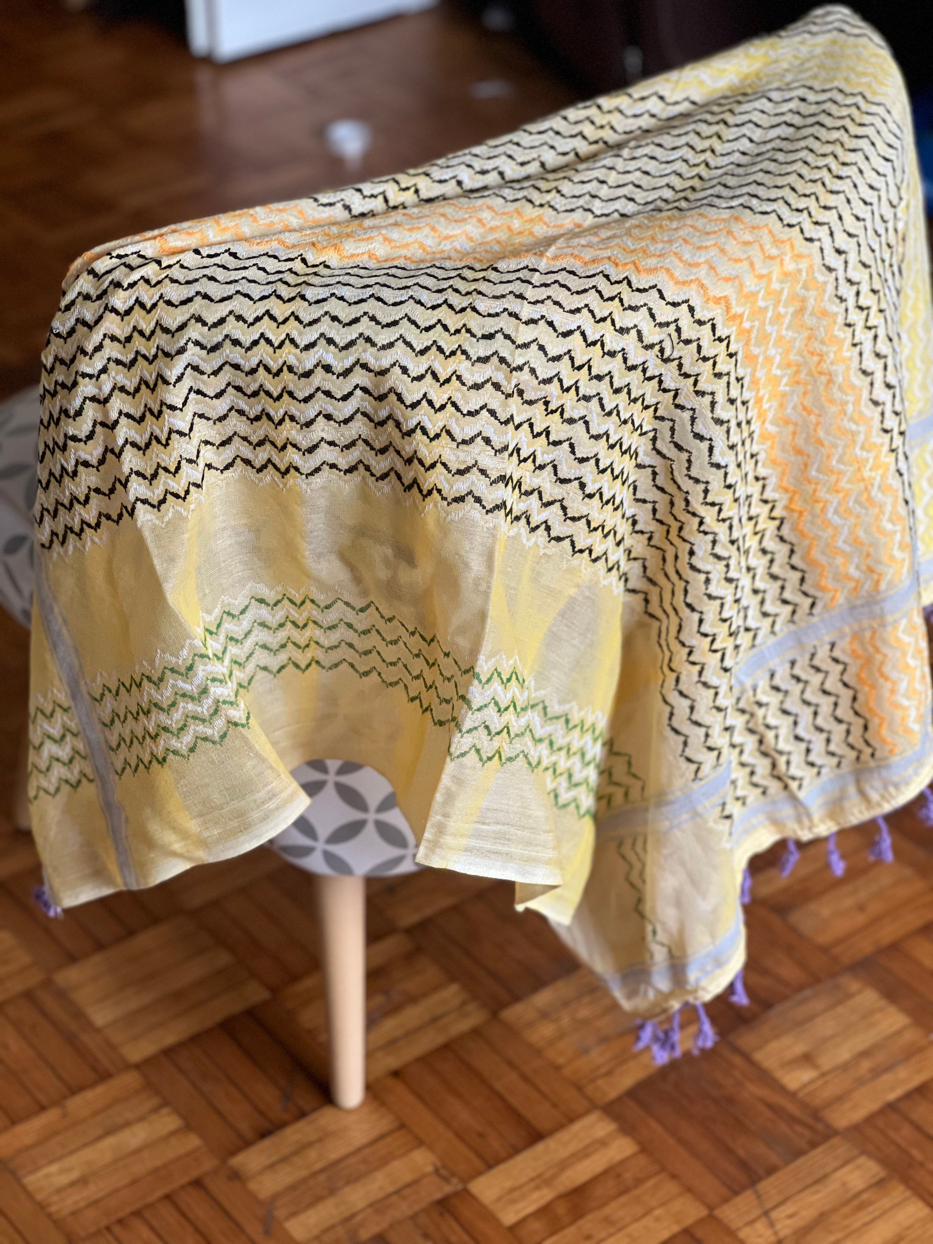 Kiffieh Palestinien authentique jaune avec pompons violets