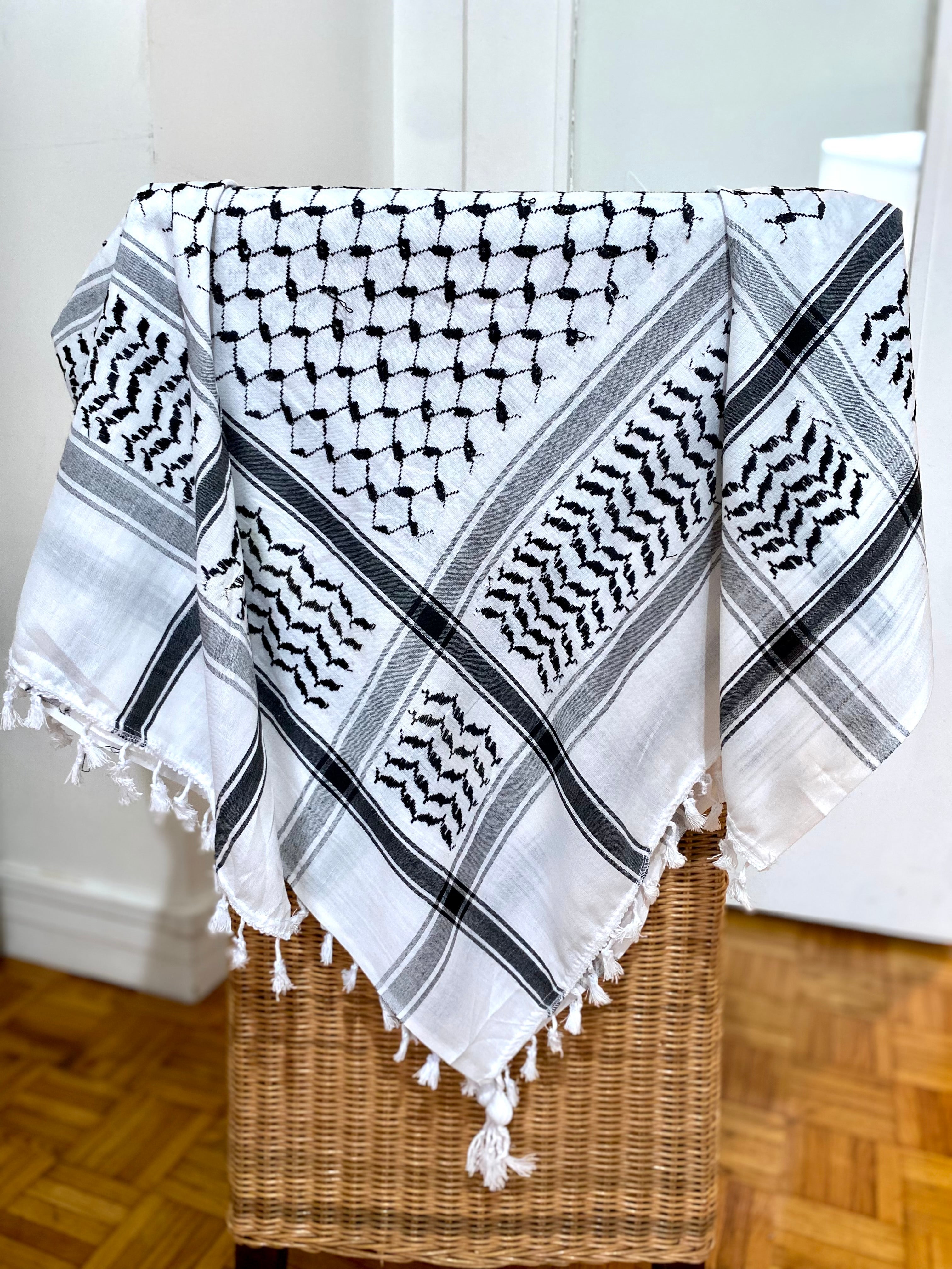 Kiffieh palestinien authentique blanc & noir classique