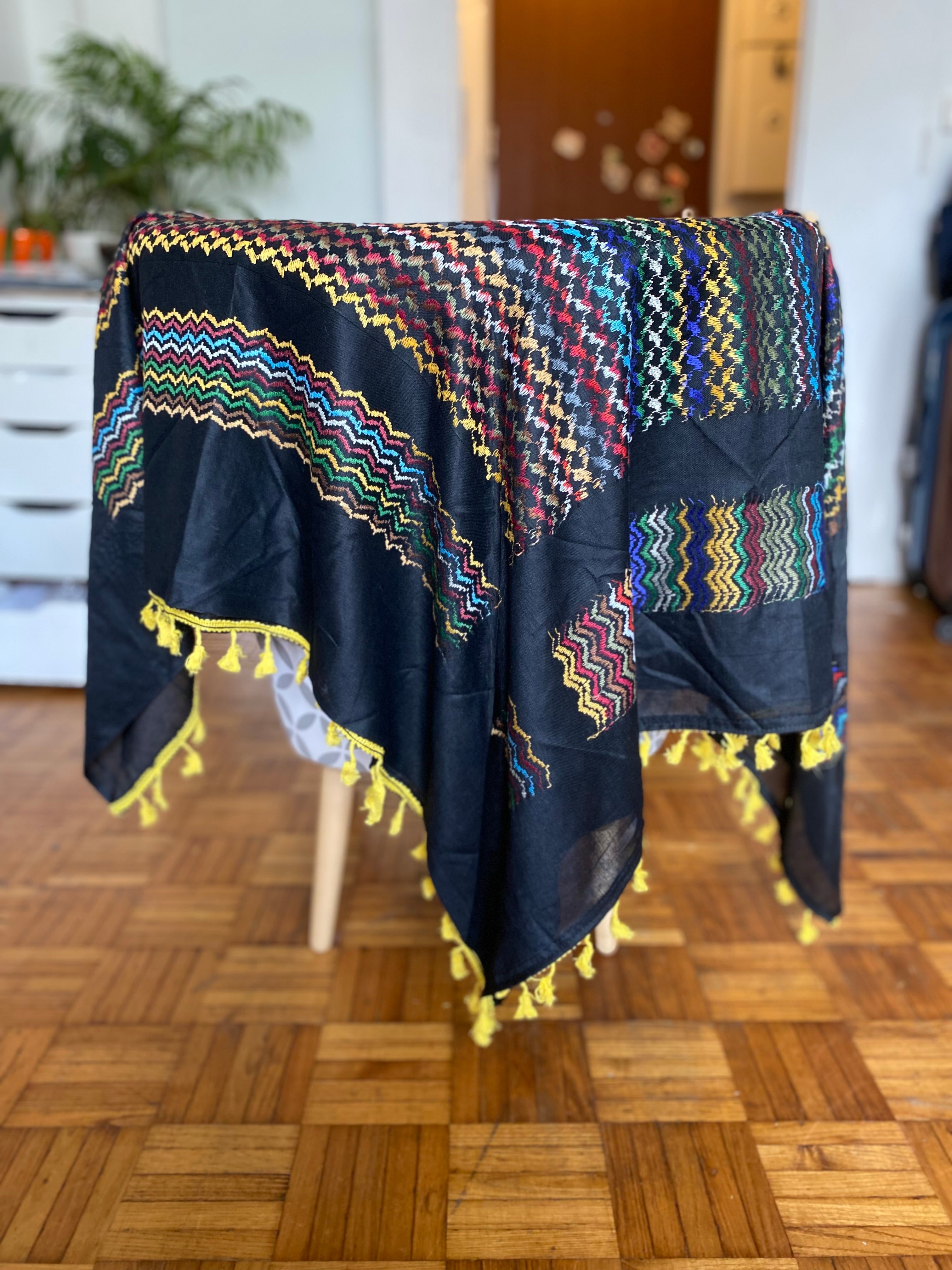 Kiffieh Palestinien authentique noir multicolore avec pompons coloré