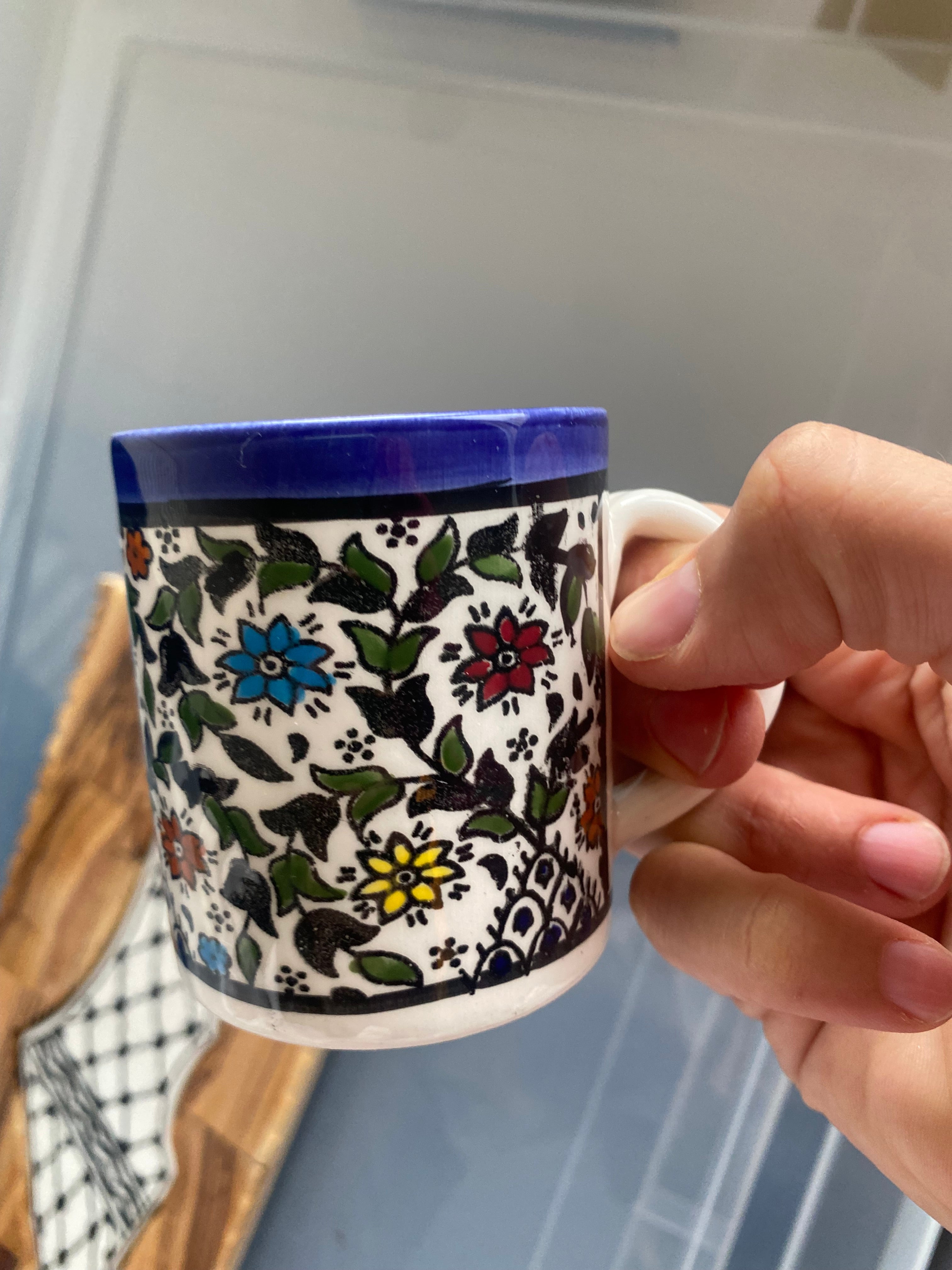 Tasse en céramique petite taille – 10 cm