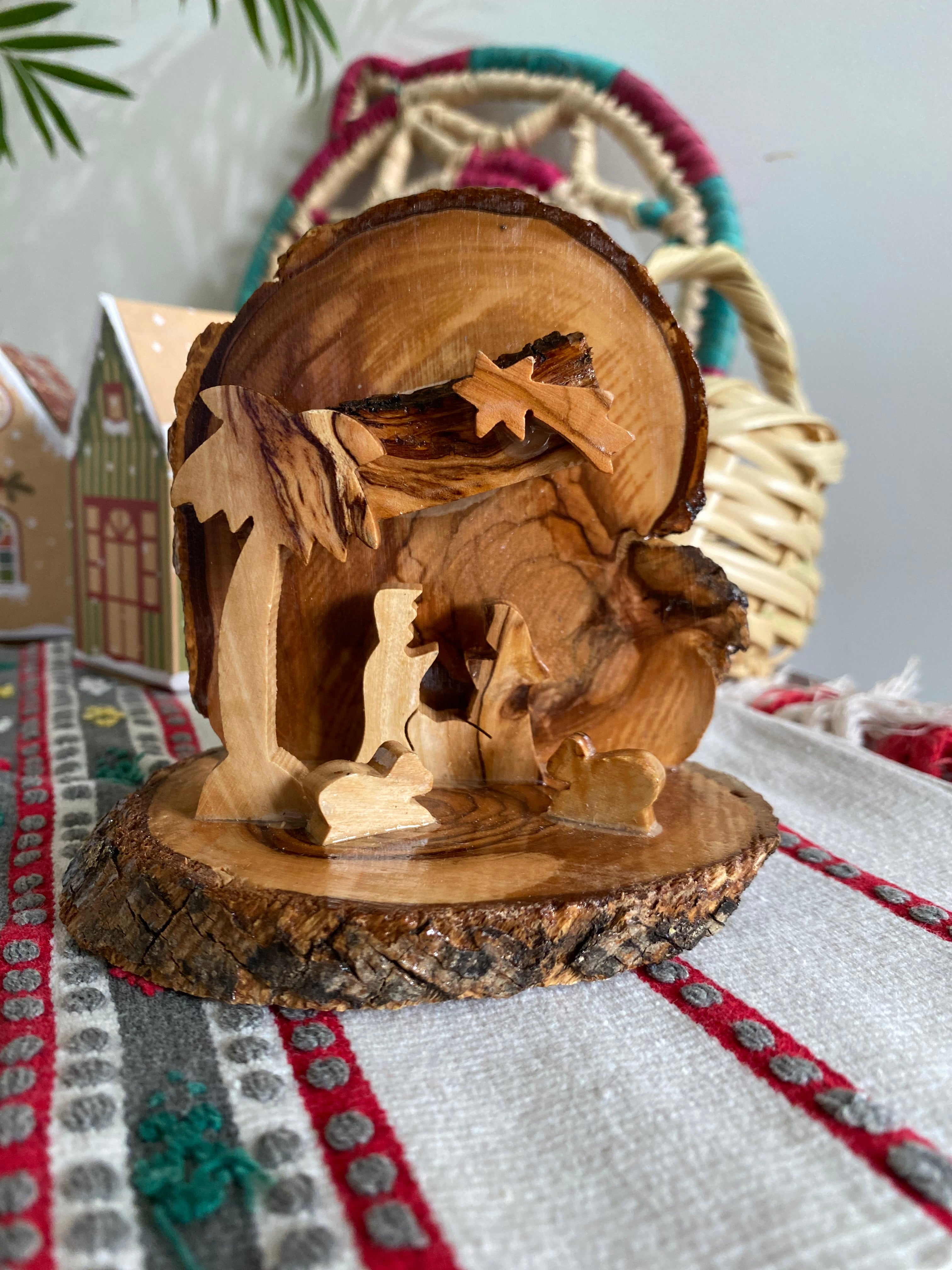 Crèches artisanales petit à moyen format