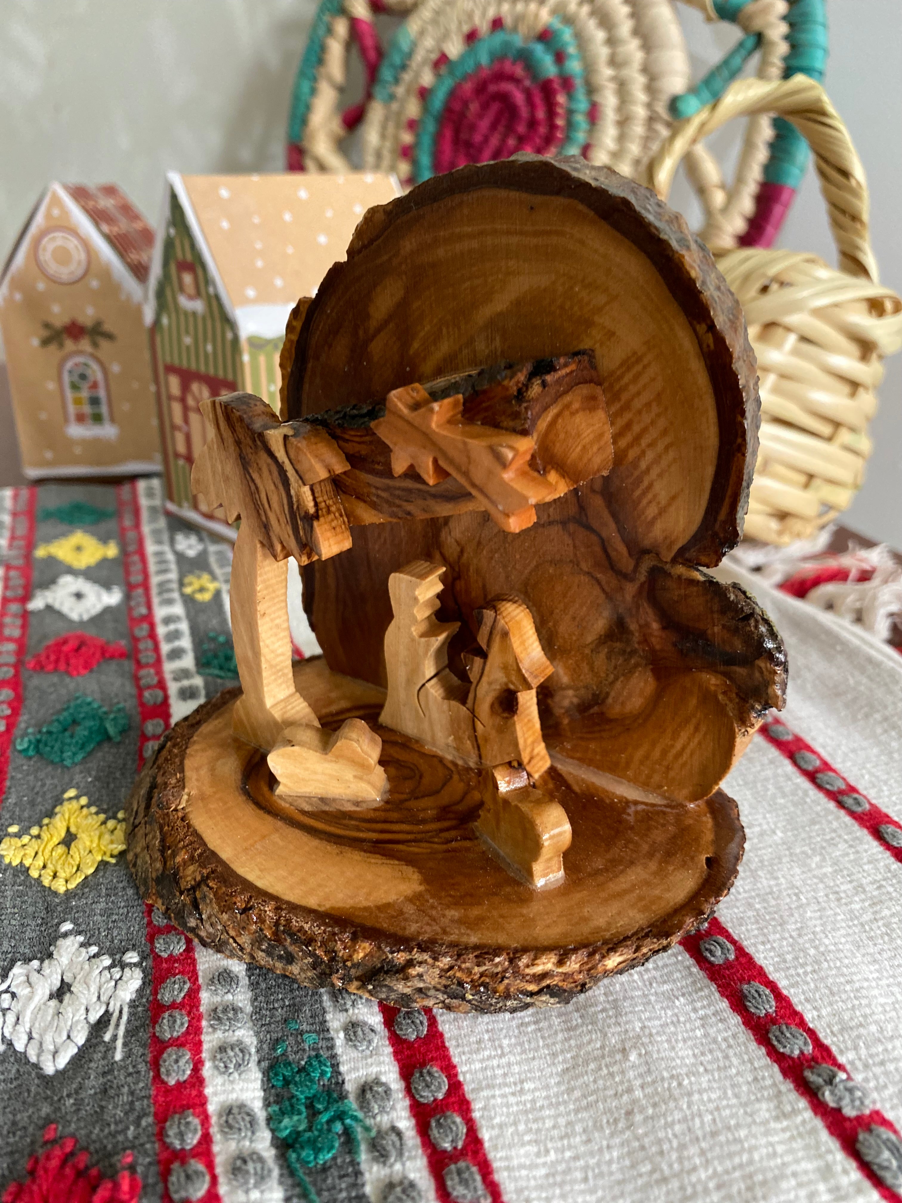 Crèches artisanales petit à moyen format