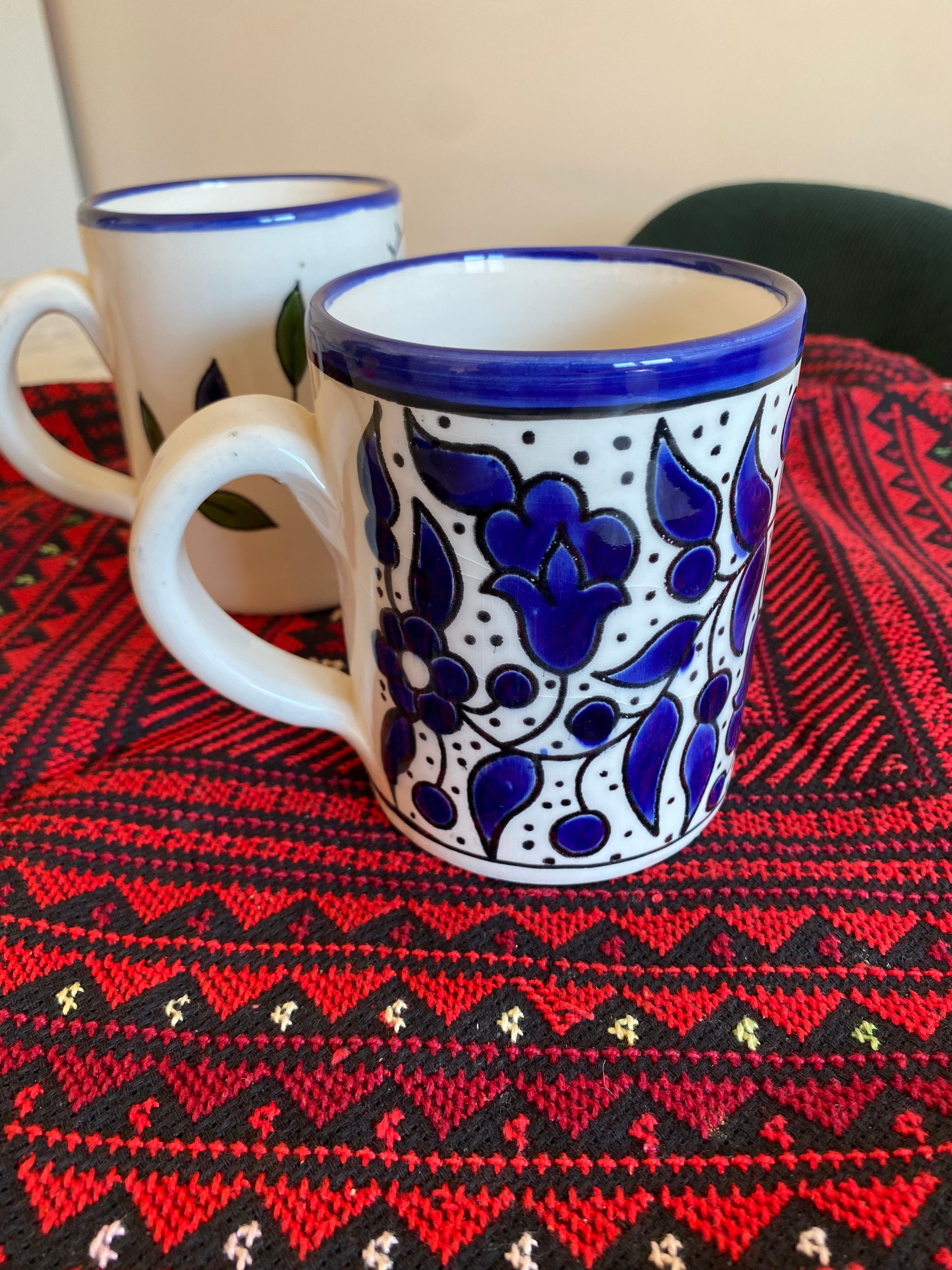 Tasse en céramique fait main – 10 cm, fleurs 1