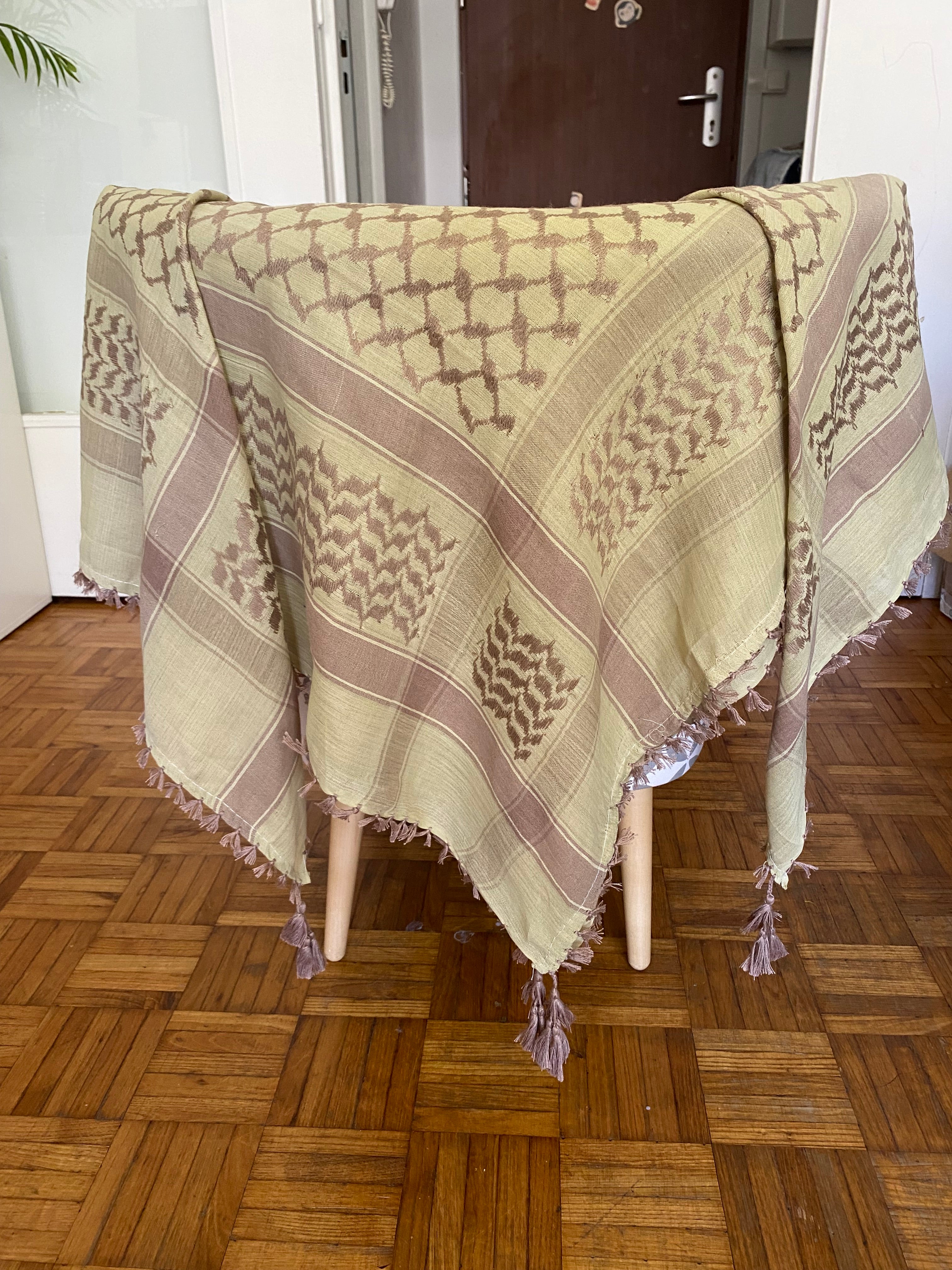 Keffieh palestinien stylé – vert clair/ gris