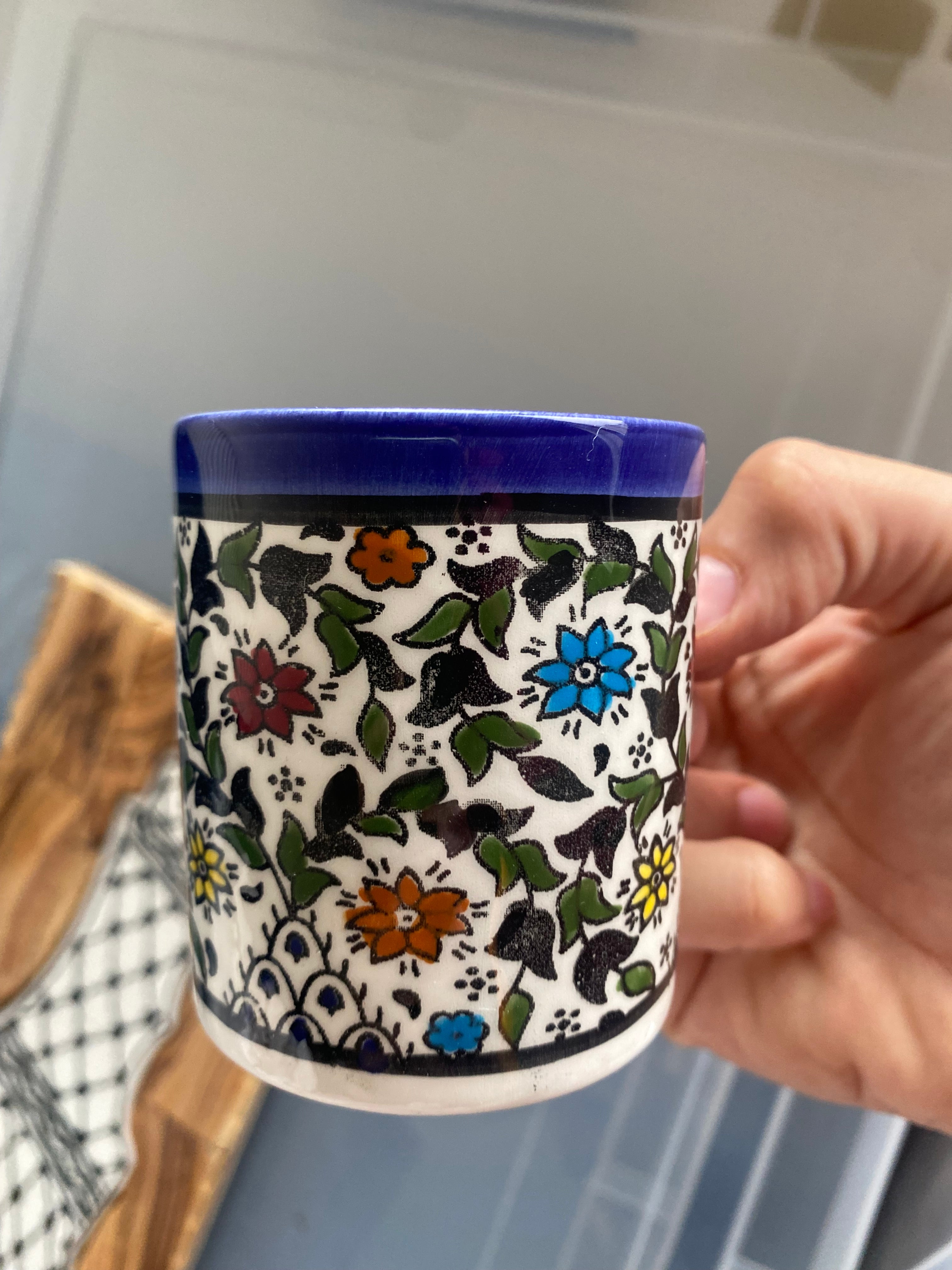 Tasse en céramique petite taille – 10 cm